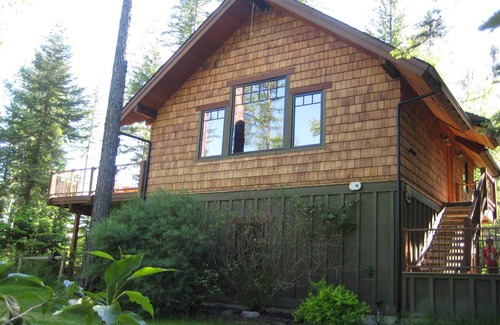 Bigfork House | Enchanted Romantic Get-away Or Small Family Destination