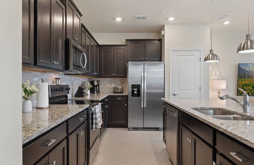 Four Corners House | Enchanted Wonderland 5 BR Townhouse in Windsor Cay Resort by Blue Sky Villas