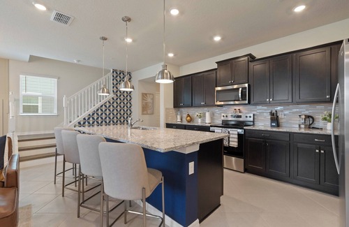 Four Corners House | Enchanted Wonderland 5 BR Townhouse in Windsor Cay Resort by Blue Sky Villas