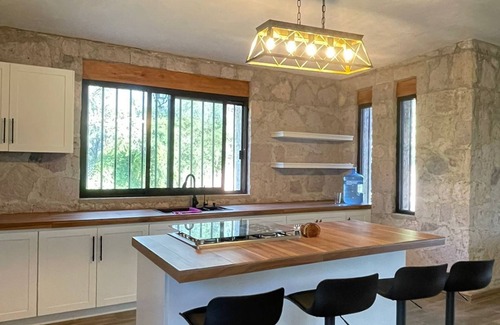 Aguascalientes Cabin | Enchanting 2-bedroom cabin in El Salto de los Salado