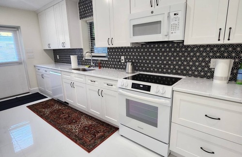 Lazy Lake House | Enchanting 2-bedroom 2 bath house with Private pool