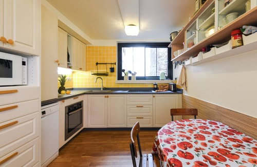 Montmartre Apartment | Enchanting 4-bedroom duplex with AC in Paris - Montmartre-ART