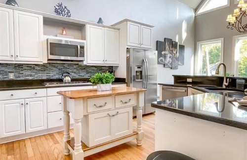 Lawton Woods House | Enchanting 4 bedroom home in Sea Pines Resort, close to Lawton Stables