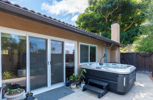 Loma Alta Apartment | Enchanting Coastal Retreat: Modern 2BR Villa with Hot Tub in Sunny Oceanside, Sa