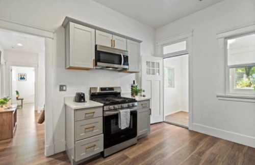 Ogden House | Enchanting Ogden Cottage (N)