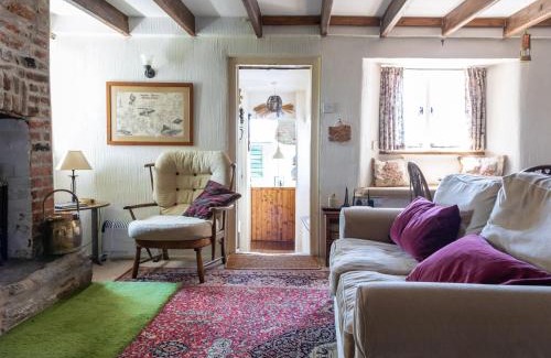 Malborough House | End Cottage
