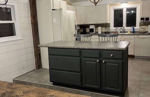Grand Isle House | Endless Sunsets - Lake Front Retreat in the "Gut" on Lake Champlain