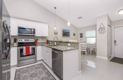 Englewood East Villa | Englewood Villa w/Lanai & Garage