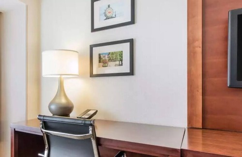 Cow Hollow House | Enjoy a great night's rest in the heart of the city!