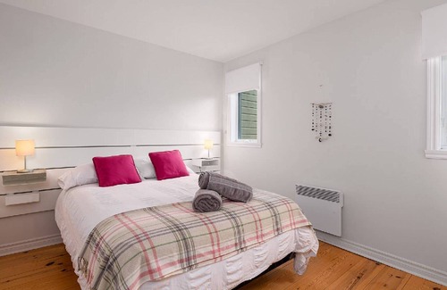 Baie-St-Paul Ski Chalet | Enjoy a stay in the heart of our kennel, in our comfortable chalet located in th