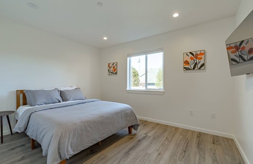 McKinleyville House | Enjoy a stylish experience at this centrally-located place