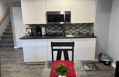 Winnipeg House | Enjoy Home with Tranquility!