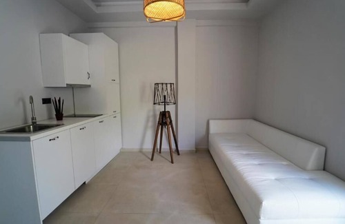 Lichnos RV Rental | Enjoy Lichnos Bay Village, Camping, Hotel & Apartments