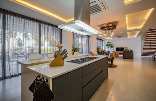 Las Terrenas Villa | Enjoy our luxurious family-sized village and private beach in the paradise in DR