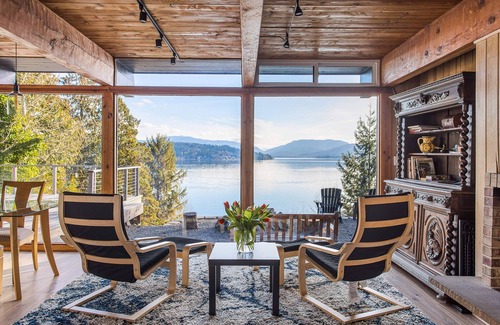 Bellevue House | Enjoy Paradise on Lake Sammamish