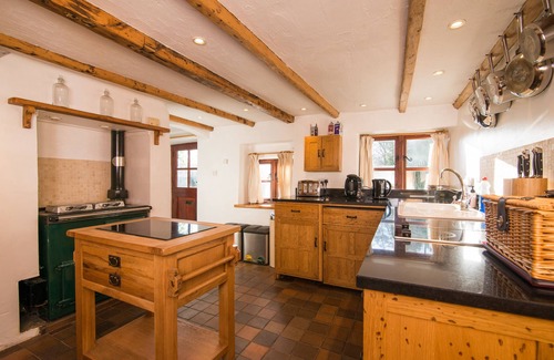 Winkhill Cottage | Enjoy Riverside luxury in the Peak District