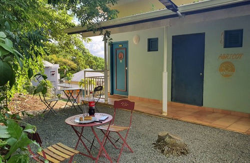Tartane Apartment | #Enjoy the charm of Studios 310 AbricotPays #