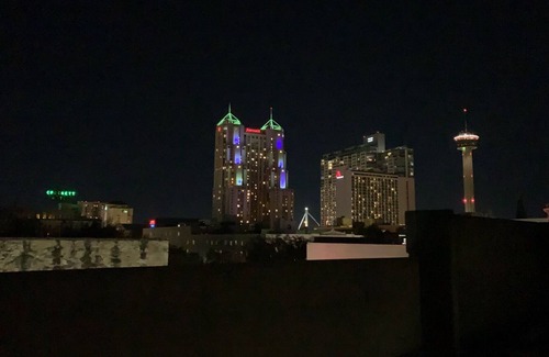 Arsenal Condo | Enjoy the Downtown View from Balcony|By Historic King Williams|Downtown|Pearl