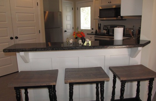Chattanooga House | Enjoy the huge southern porch. Grab your sweet tea, Relax with Your Best Friend!
