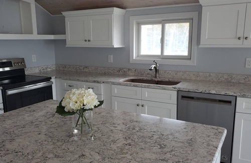 Broadalbin House | -Enjoy the Lake Life in Luxury - Galway Lake Private Waterfront