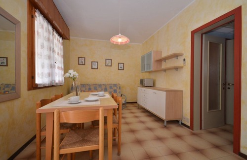 Bibione Apartment | Enjoy your holidays in a bright apartment with pool and garden