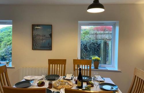 Enniskillen House | Enniskillen - TownHouse - Sleeps 6 - Parking