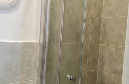 Burnley House | Ensuite Double-bed (G3) close to Burnley city centre