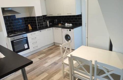 Burnley House | Ensuite Double-bed (G3) close to Burnley city centre