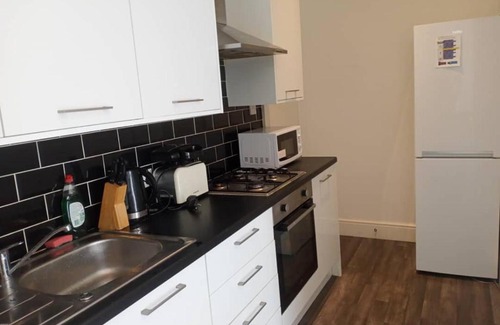 Burnley House | Ensuite double-bed (R4) close to Burnley city centre