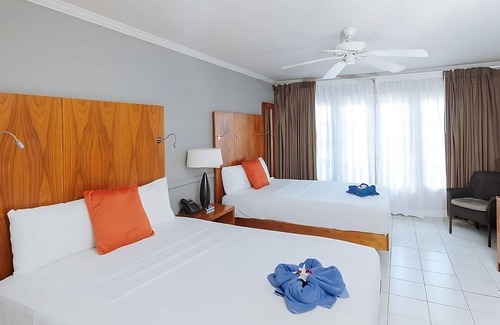 Charlotte House | Ensuring a Very Comfortable & Memorable Stay! 4 Units w/ Partial Ocean View!