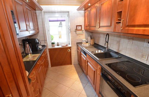 Hostivice Apartment | Enticing Apartment in Hostivice with Sauna