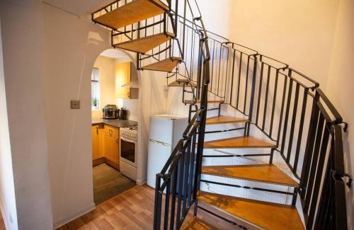Audenshaw Apartment | Entire 1 Bedroom House in Manchester
