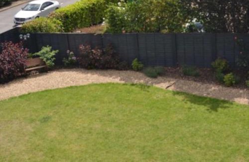 Uxbridge North Apartment | Entire Apartment perfectly located for Heathrow Airport