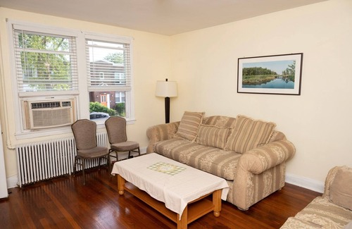Trinidad Apartment | Entire appartment with 2beds ,air mattress living room ,dining area