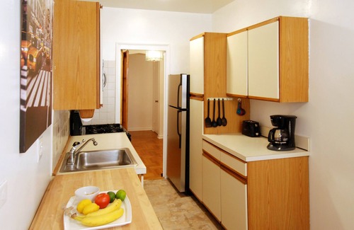 Queens Condo | Entire apt 2 BR Sunnyside -30 day minimum stay*