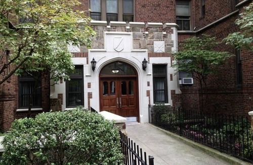 Queens Condo | Entire apt 2 BR Sunnyside -30 day minimum stay*