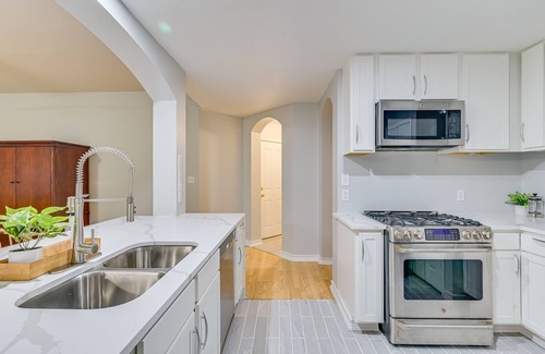 Stoney Ridge House | Entire home in Del Valle with backyard. Pet-friendly!