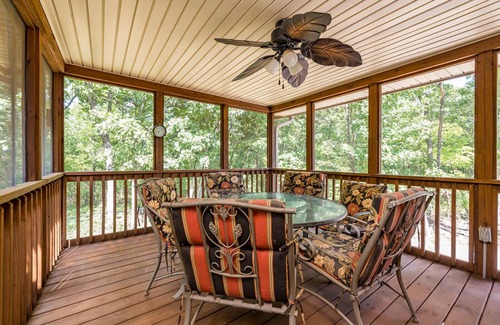 Johnson County House | Entire Home near off 50 HWY near KC, Lee's Summit, Kingsville, Warrensburg,