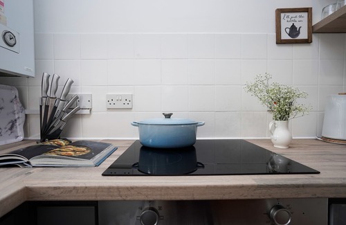 Cherry Hinton House | Entire House in Cambridge - 2 Car Parking Spaces