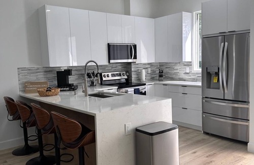 Rural Estates House | Entire New modern Home in Naples