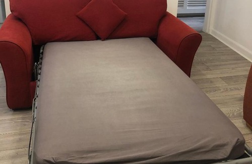 Kelty Apartment | Entire Pet Friendly Apartment Self Check In
