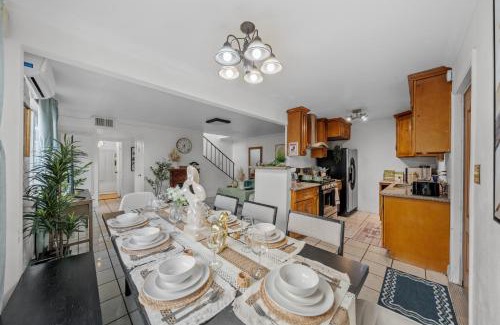 Lincoln Acres House | Entire Private 4-Bedroom w Garage & Gated Yard, Near San Diego Gaslamp, Beach, Available Now