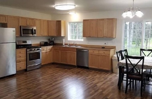 Soldotna House | Entire Soldotna Unit A by the Kenai river