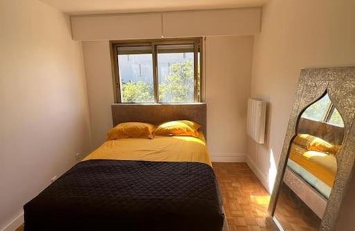 Belleville Apartment | Entiry apartment, Private rooms in Paris