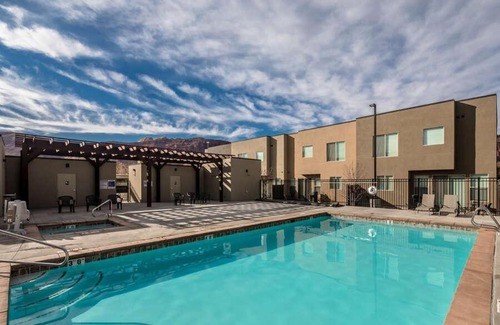 Moab House | Entrada at Moab 416 and 420b