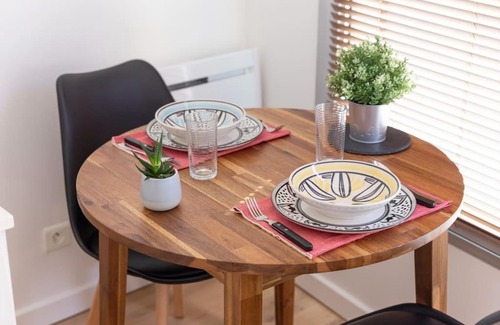 Chaville Apartment | Entre Paris et Versailles