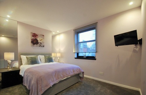 Central Aberdeen Apartment | EPI - 3 BED EN-SUITE CRAIGIEBURN PARK (BALCONY)