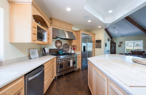 Pismo Beach House | Epic 4BR Ranch 4 miles to Beach Sleeps 16