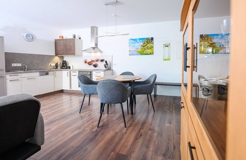 Waldulm Apartment | Epting Apartment with Terrace and Wi-Fi