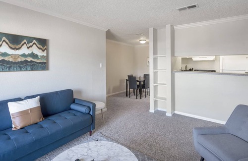 Midland Condo | Equipped Kitchen Great Loc Golf Courses Nearby